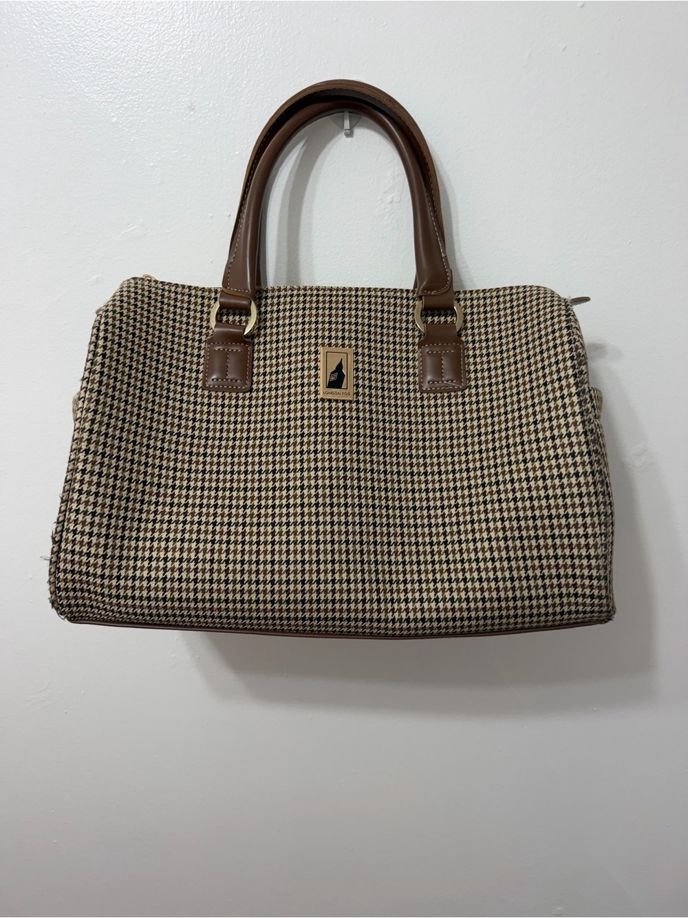 London Fog Duffel bag in brown check plaid Classic Houndstooth Satchel Handbag